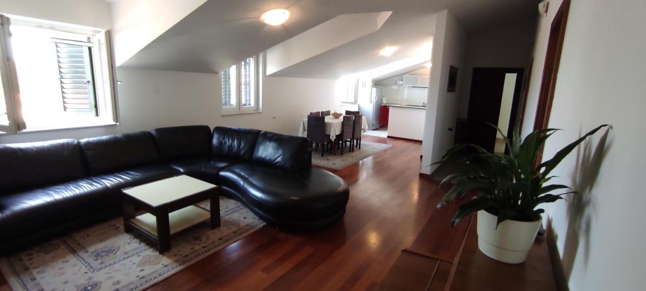 Luxury City Centre Apartment With Stunning View Omiš Εξωτερικό φωτογραφία
