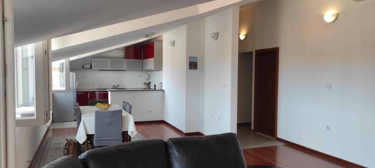 Luxury City Centre Apartment With Stunning View Omiš Εξωτερικό φωτογραφία