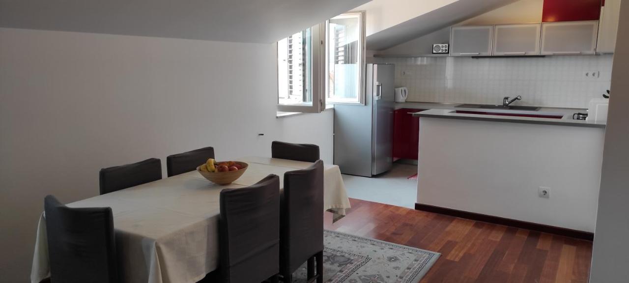 Luxury City Centre Apartment With Stunning View Omiš Εξωτερικό φωτογραφία