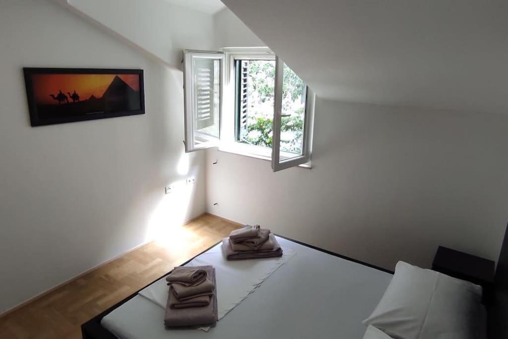 Luxury City Centre Apartment With Stunning View Omiš Εξωτερικό φωτογραφία